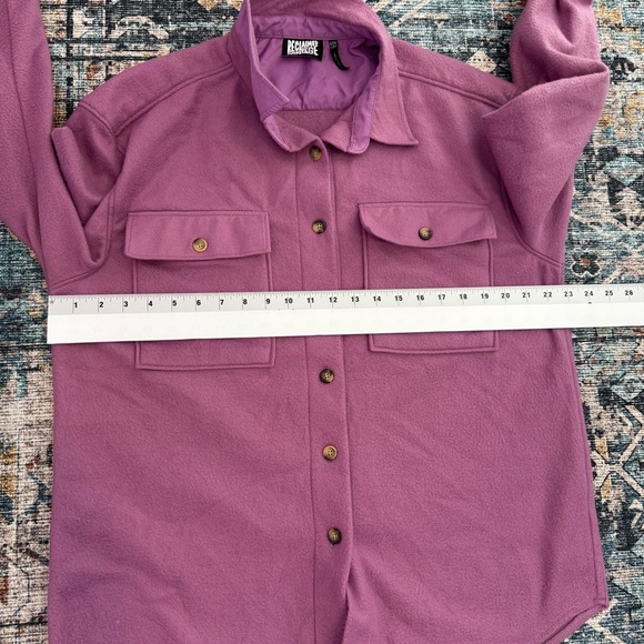 Reclaimed Vintage size 6 Flannel Fleece Top soft button up - Picture 6 of 7